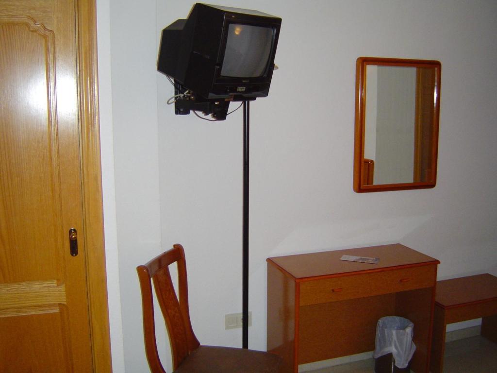 Hotel Lazaro Calamocha Room photo